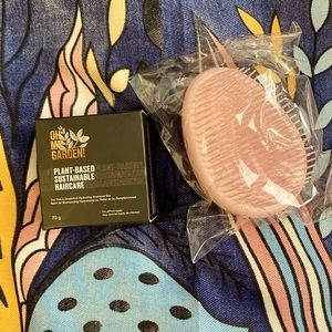 Plant-Based Hydrating Shampoo Bar (Tea Tree + Grapefruit) +wet brush free!